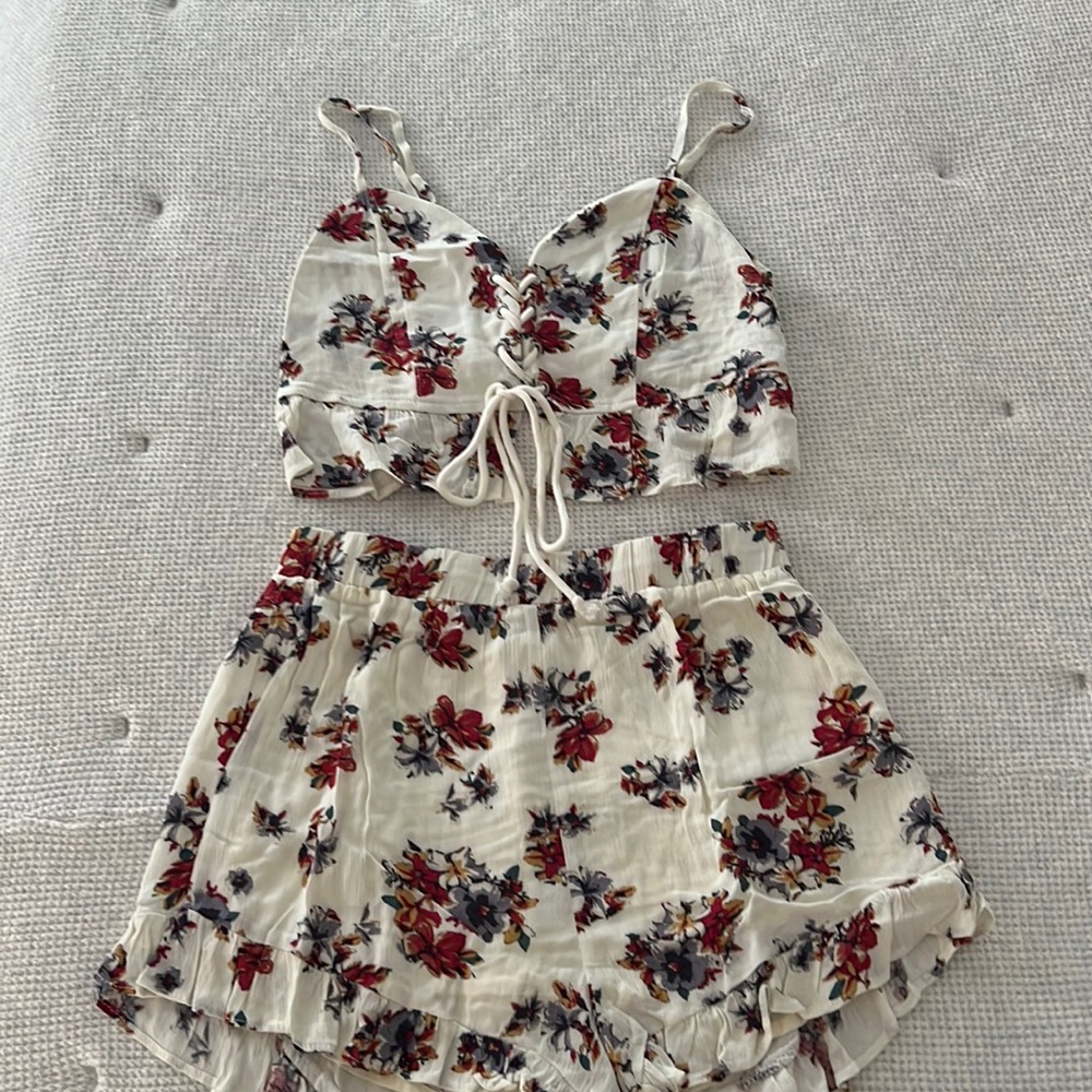 Crop top + short set